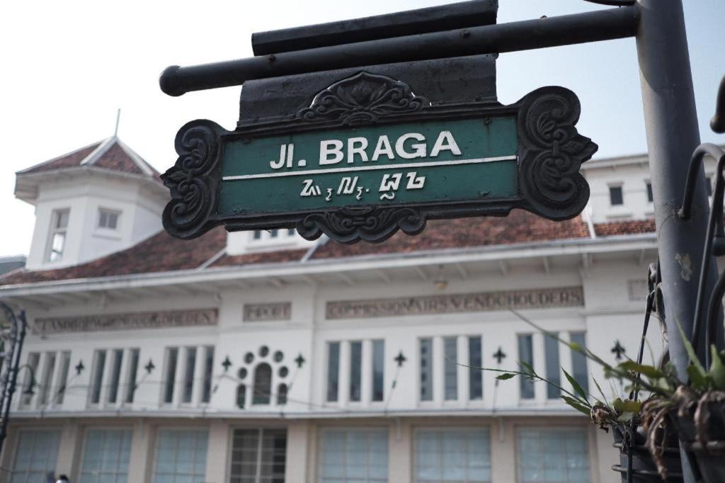Gania Hotel Bandung Zewnętrze zdjęcie